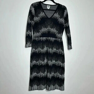 Anne Klein Pullover V-Neck Black & Gray Striped Sweater Dress Size M